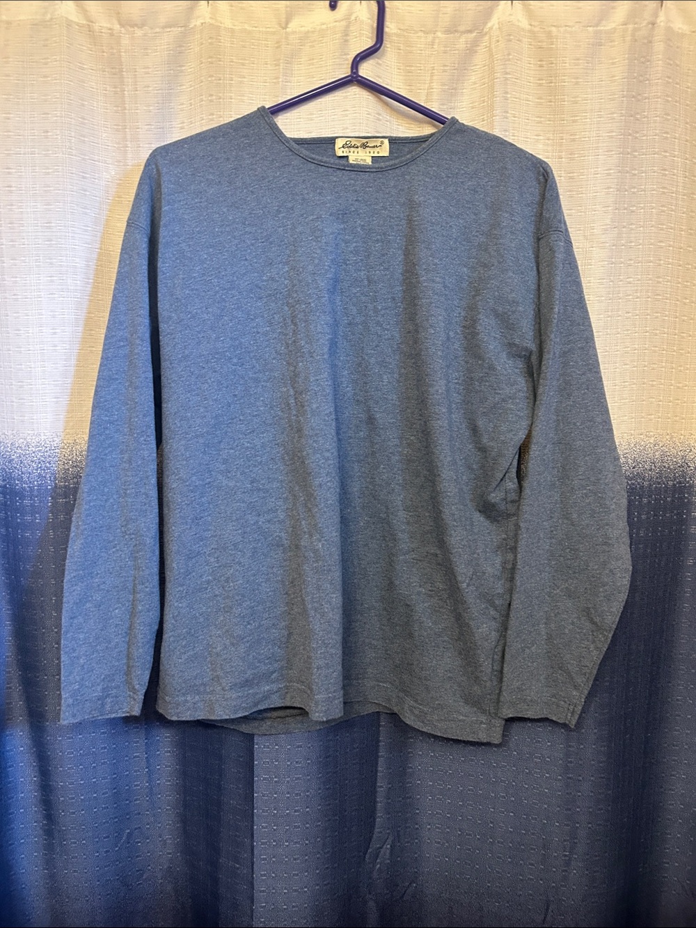 Women's Eddie Bauer long sleeve shirt